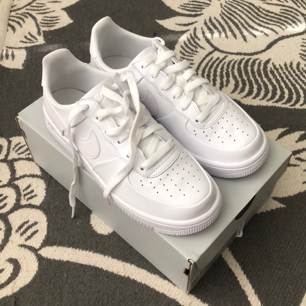 White Air Force 1 UltraForce